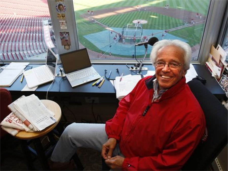 Marty Brennaman setting the mic down after 2019